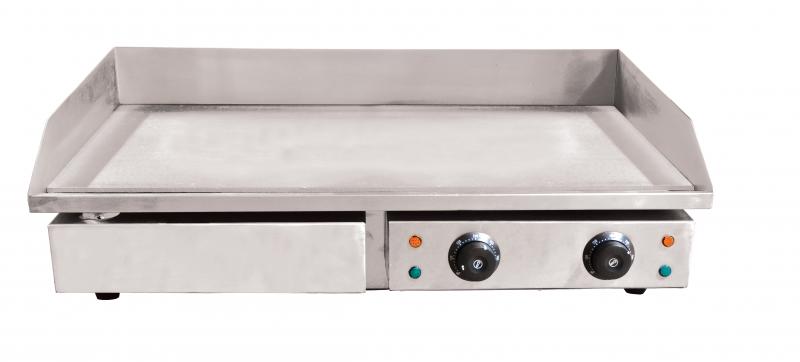 Omcan CE-CN-4400 29-inch Stainless Steel Griddle with Smooth Surface