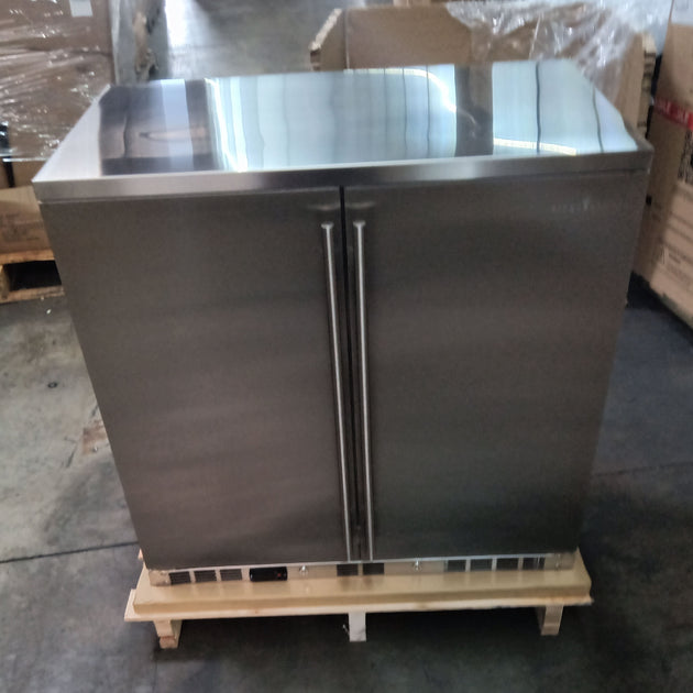 KingsBottle 56A240058 Refurbished Beverage Refrigerator - 56A240058