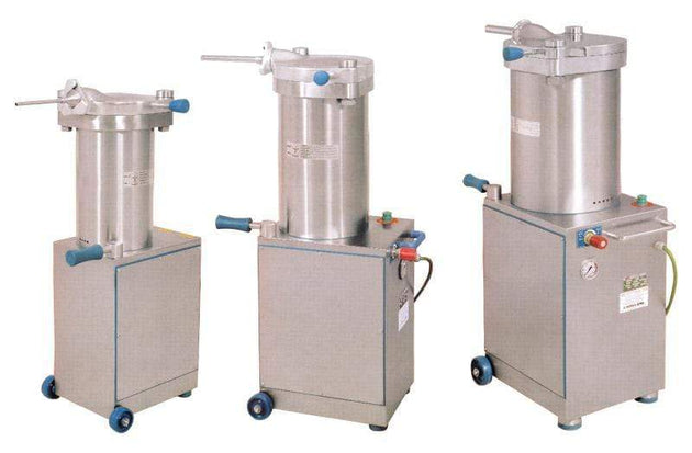 Omcan SS-ES-0015-PA Professional Heavy-Duty Hydraulic Sausage Stuffer with 0.75 HP Motor and 33 lb. capacity 13743